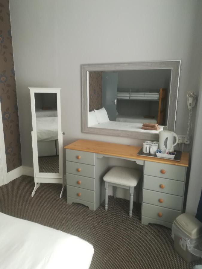 The Kirkview Bed and Breakfast Blackpool Exteriör bild