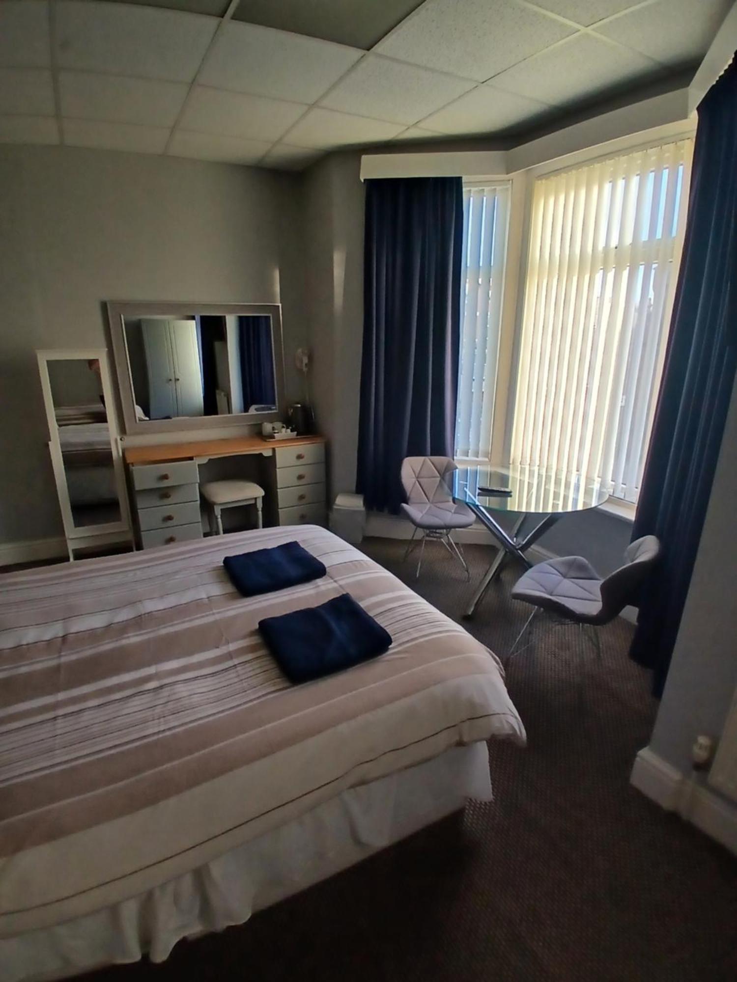 The Kirkview Bed and Breakfast Blackpool Exteriör bild