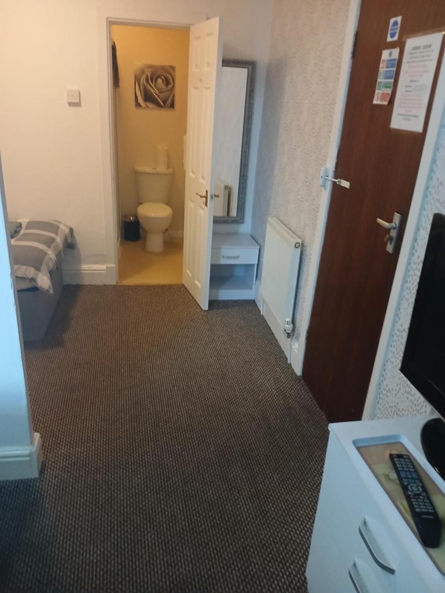 The Kirkview Bed and Breakfast Blackpool Exteriör bild
